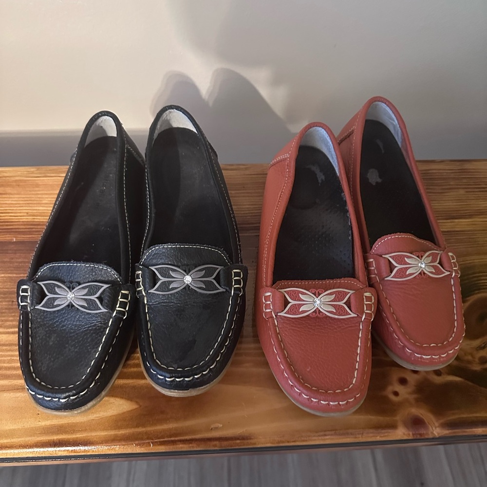 Elegant Black and Brown Loafers for Women